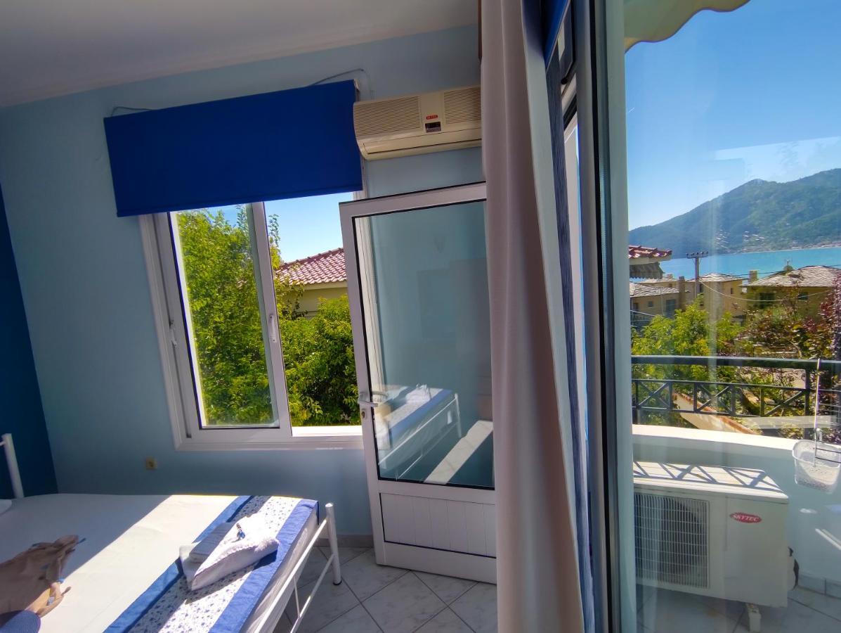 Ellinas Hotel Hriszí Amudiá Kültér fotó